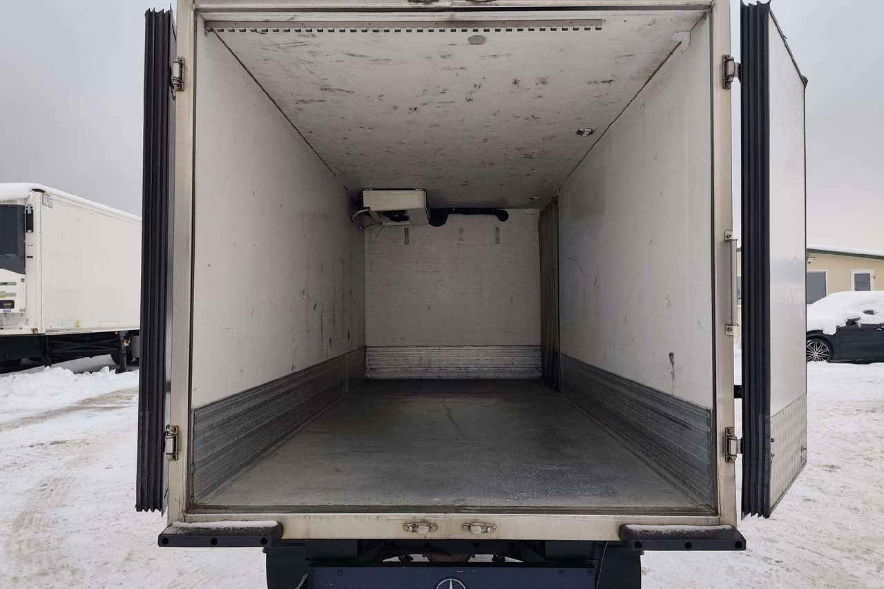 Mercedes-Benz Sprinter - PKW: das Bild 5 Mercedes-Benz Sprinter - PKW: das Bild 5