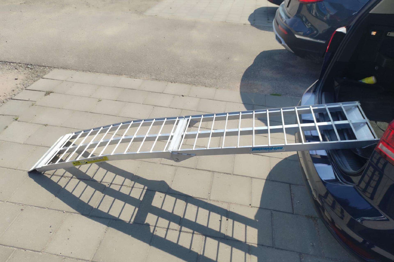 RAMPA - Verladerampe: das Bild 1 RAMPA - Verladerampe: das Bild 1
