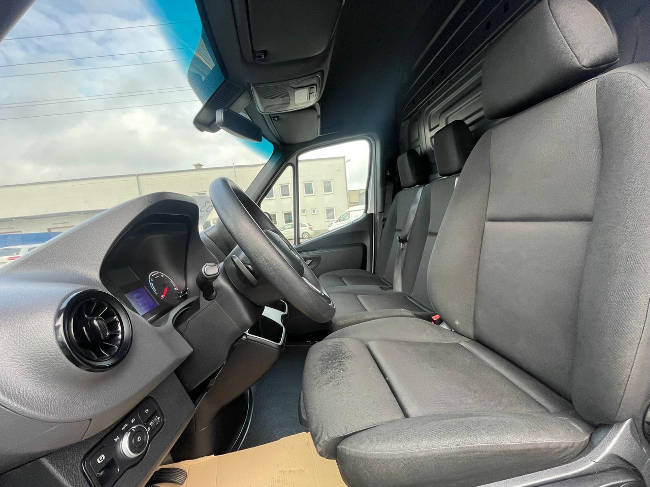 Kastenwagen, Elektro-Transporter Mercedes-Benz eSprinter L2H2 Kastenwagen/47KW/AC/Kamera: das Bild 13