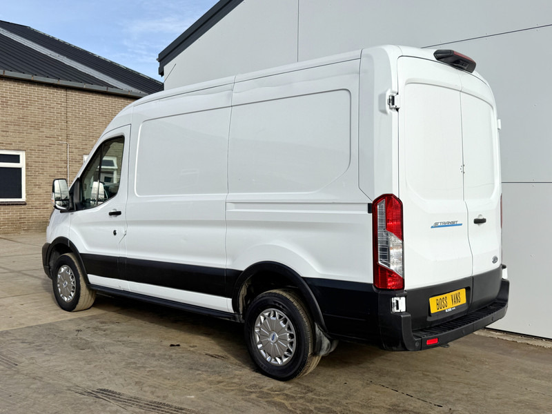 Ford E-Transit 390 75kWh 184PK 390 Elektrisch 75kWh 334km WLTP BEV Snelladen L2H2 Climate Control Tacho Carplay Camera Stoelverwarming Parkeersensoren voor achter Laadkabel - Kastenwagen, Elektro-Transporter: das Bild 2 Ford E-Transit 390 75kWh 184PK 390 Elektrisch 75kWh 334km WLTP BEV Snelladen L2H2 Climate Control Tacho Carplay Camera Stoelverwarming Parkeersensoren voor achter Laadkabel - Kastenwagen, Elektro-Transporter: das Bild 2
