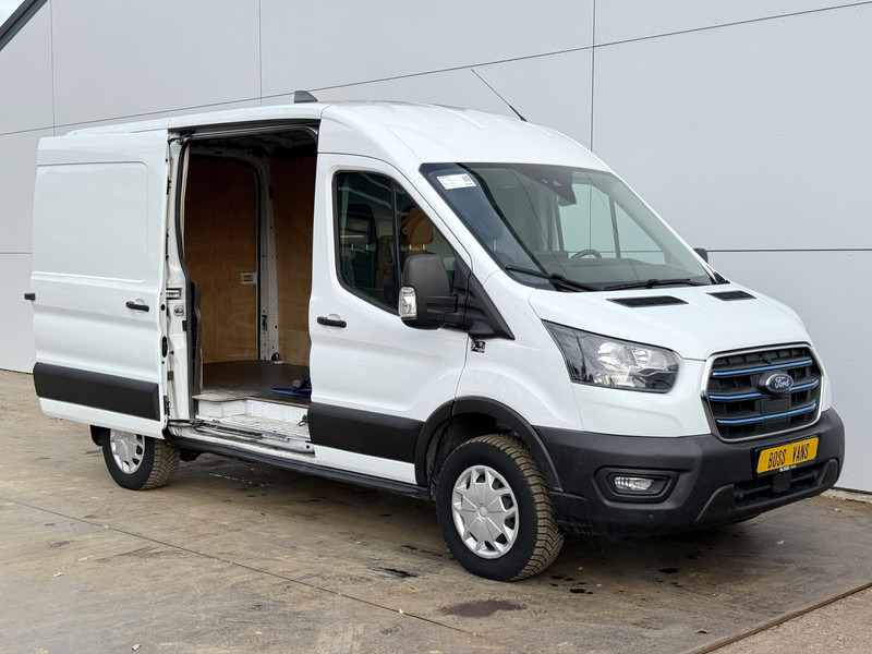 Ford E-Transit 390 75kWh 184PK Elektrisch 75kWh 334km WLTP BEV Snelladen L2H2 Climate Control Tacho Carplay Camera Stoelverwarming Parkeersensoren voor achter - Kastenwagen, Elektro-Transporter: das Bild 5 Ford E-Transit 390 75kWh 184PK Elektrisch 75kWh 334km WLTP BEV Snelladen L2H2 Climate Control Tacho Carplay Camera Stoelverwarming Parkeersensoren voor achter - Kastenwagen, Elektro-Transporter: das Bild 5