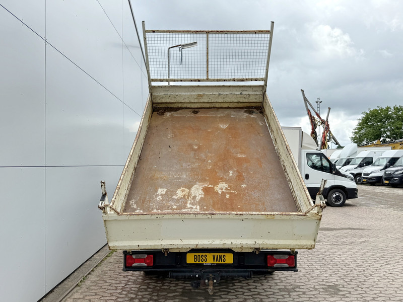 Iveco Daily 35C12 2.3 Kipper Dubbellucht 3.5t Trekhaak Airco Cruise Control Lucht geveerde stoel – Leasing Iveco Daily 35C12 2.3 Kipper Dubbellucht 3.5t Trekhaak Airco Cruise Control Lucht geveerde stoel: das Bild 11