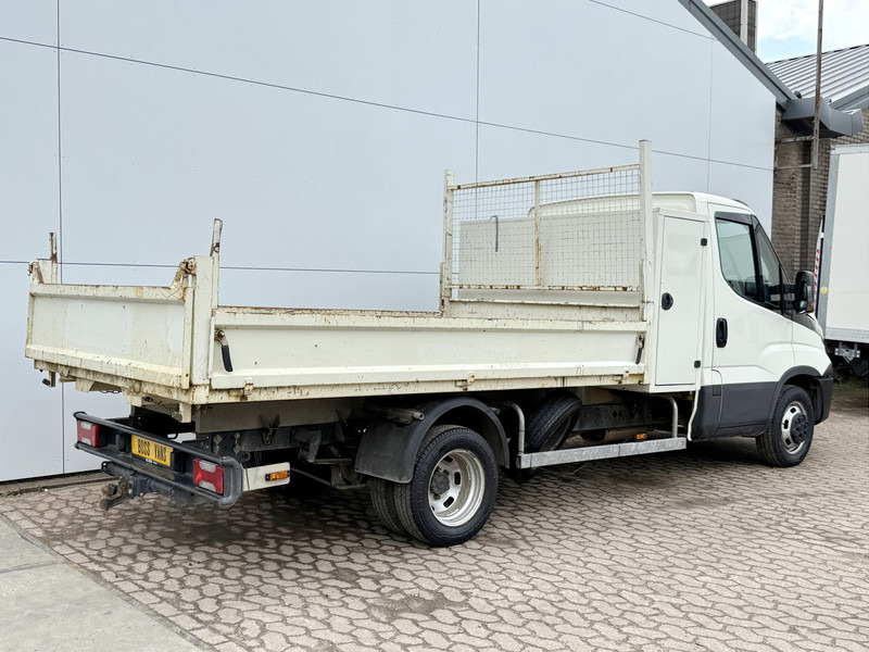 Iveco Daily 35C12 2.3 Kipper Dubbellucht 3.5t Trekhaak Airco Cruise Control Lucht geveerde stoel - Kipper Transporter: das Bild 4 Iveco Daily 35C12 2.3 Kipper Dubbellucht 3.5t Trekhaak Airco Cruise Control Lucht geveerde stoel - Kipper Transporter: das Bild 4