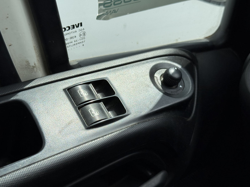 Iveco Daily 35C12 2.3 Kipper Dubbellucht 3.5t Trekhaak Airco Cruise Control Lucht geveerde stoel – Leasing Iveco Daily 35C12 2.3 Kipper Dubbellucht 3.5t Trekhaak Airco Cruise Control Lucht geveerde stoel: das Bild 19