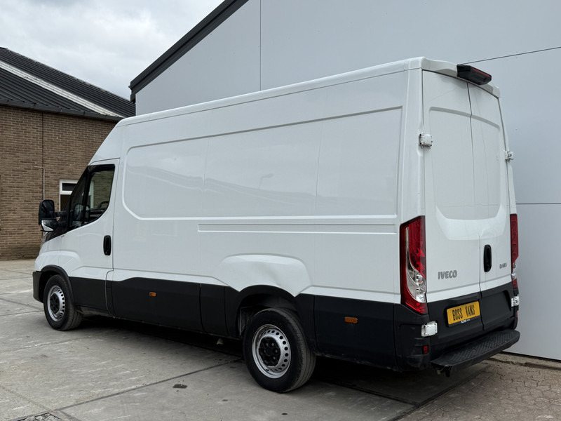 Iveco Daily 35S14 2.3 L2H2 Airco Cruise 3.5ton Trekgewicht Lucht geveerde stoel - Kleintransporter: das Bild 2 Iveco Daily 35S14 2.3 L2H2 Airco Cruise 3.5ton Trekgewicht Lucht geveerde stoel - Kleintransporter: das Bild 2