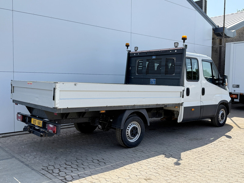Iveco Daily 35S16 2.3 Automaat Dubbele Cabine Trekhaak 3.5t Climate Control 7 Zitplaatsen Standkachel DC - Pritsche Transporter, Transporter mit Doppelkabine: das Bild 3 Iveco Daily 35S16 2.3 Automaat Dubbele Cabine Trekhaak 3.5t Climate Control 7 Zitplaatsen Standkachel DC - Pritsche Transporter, Transporter mit Doppelkabine: das Bild 3