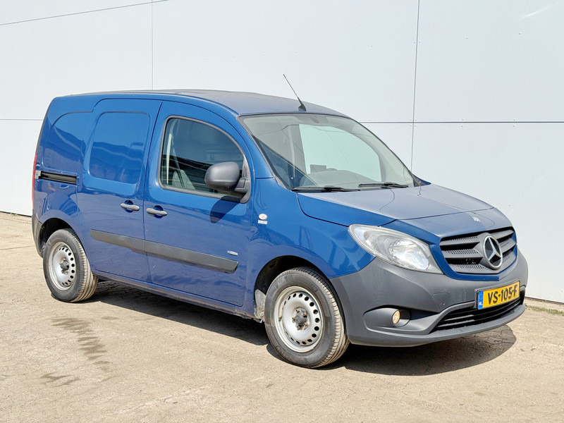 Mercedes-Benz Citan 109 Airco Trekhaak Schuifdeur APK 11-11-2025 - Kleintransporter: das Bild 4 Mercedes-Benz Citan 109 Airco Trekhaak Schuifdeur APK 11-11-2025 - Kleintransporter: das Bild 4