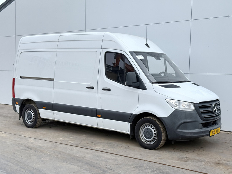Mercedes-Benz Sprinter 214 2.2 CDI L2H2 Climate Control Cruise Control Trekhaak Carplay Camera - Kleintransporter: das Bild 4 Mercedes-Benz Sprinter 214 2.2 CDI L2H2 Climate Control Cruise Control Trekhaak Carplay Camera - Kleintransporter: das Bild 4