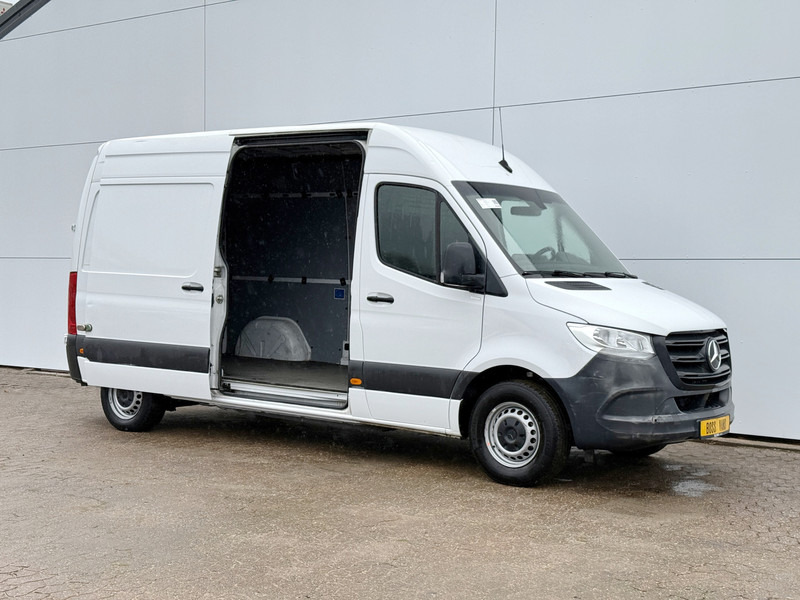 Mercedes-Benz eSprinter 312 ALL-IN PRIJS L2H2 55kWh 168km WLTP 80kw Snelladen Climate Control Camera Stoelverwarming Laadkabel - Kastenwagen, Elektro-Transporter: das Bild 5 Mercedes-Benz eSprinter 312 ALL-IN PRIJS L2H2 55kWh 168km WLTP 80kw Snelladen Climate Control Camera Stoelverwarming Laadkabel - Kastenwagen, Elektro-Transporter: das Bild 5