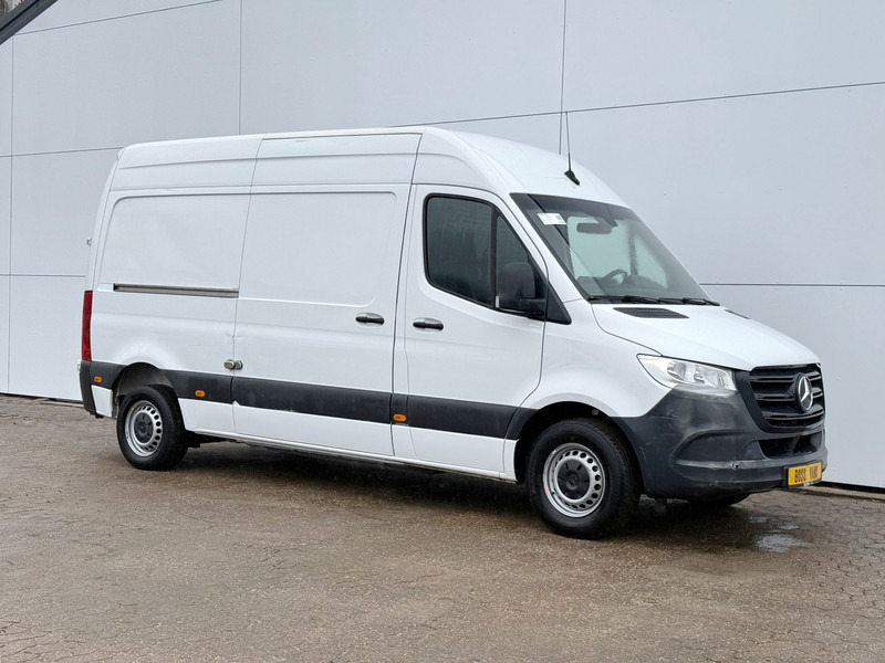 Mercedes-Benz eSprinter 312 ALL-IN PRIJS L2H2 55kWh 168km WLTP 80kw Snelladen Climate Control Camera Stoelverwarming Laadkabel - Kastenwagen, Elektro-Transporter: das Bild 4 Mercedes-Benz eSprinter 312 ALL-IN PRIJS L2H2 55kWh 168km WLTP 80kw Snelladen Climate Control Camera Stoelverwarming Laadkabel - Kastenwagen, Elektro-Transporter: das Bild 4