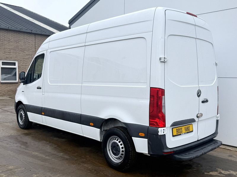 Mercedes-Benz eSprinter 312 ALL-IN PRIJS L2H2 55kWh 168km WLTP 80kw Snelladen Climate Control Stoelverwarming - Kastenwagen, Elektro-Transporter: das Bild 2 Mercedes-Benz eSprinter 312 ALL-IN PRIJS L2H2 55kWh 168km WLTP 80kw Snelladen Climate Control Stoelverwarming - Kastenwagen, Elektro-Transporter: das Bild 2