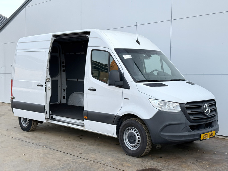 Mercedes-Benz eSprinter 312 ALL-IN PRIJS L2H2 55kWh 168km WLTP 80kw Snelladen Climate Control Stoelverwarming - Kastenwagen, Elektro-Transporter: das Bild 5 Mercedes-Benz eSprinter 312 ALL-IN PRIJS L2H2 55kWh 168km WLTP 80kw Snelladen Climate Control Stoelverwarming - Kastenwagen, Elektro-Transporter: das Bild 5
