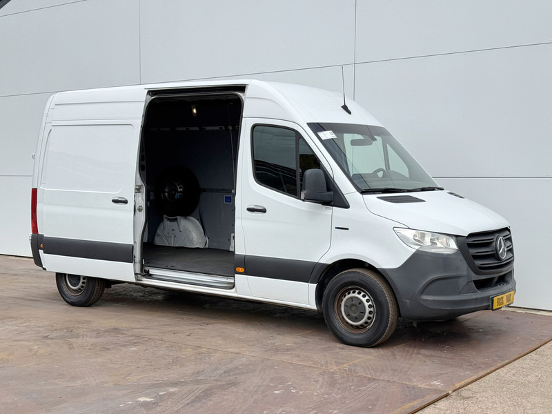Mercedes-Benz eSprinter 312 - Binnenkort verwacht! ALL-IN PRIJS L2H2 55kWh 168km WLTP 80kw Snelladen Climate Control Camera Stoelverwarming - Kastenwagen, Elektro-Transporter: das Bild 5 Mercedes-Benz eSprinter 312 - Binnenkort verwacht! ALL-IN PRIJS L2H2 55kWh 168km WLTP 80kw Snelladen Climate Control Camera Stoelverwarming - Kastenwagen, Elektro-Transporter: das Bild 5