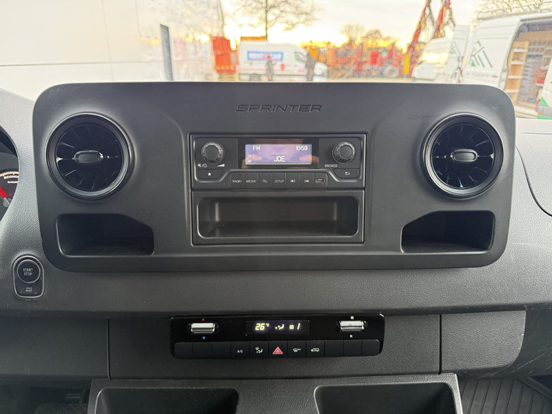 Mercedes-Benz eSprinter eSprinter 312 L2H2 100% Elektrisch 55kWh 168km WLTP 80kw Snelladen Climate Control Camera Stoelverwarming Laadkabel – Leasing Mercedes-Benz eSprinter eSprinter 312 L2H2 100% Elektrisch 55kWh 168km WLTP 80kw Snelladen Climate Control Camera Stoelverwarming Laadkabel: das Bild 17 Mercedes-Benz eSprinter eSprinter 312 L2H2 100% Elektrisch 55kWh 168km WLTP 80kw Snelladen Climate Control Camera Stoelverwarming Laadkabel – Leasing Mercedes-Benz eSprinter eSprinter 312 L2H2 100% Elektrisch 55kWh 168km WLTP 80kw Snelladen Climate Control Camera Stoelverwarming Laadkabel: das Bild 17