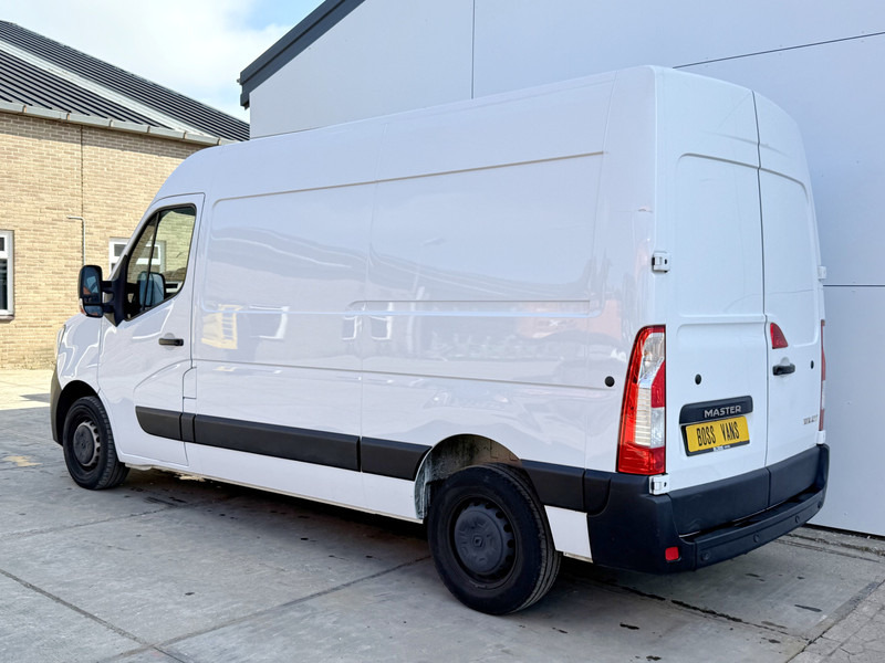 Renault Master T33 2.3 DCI 135PK L2H2 Airco Cruise Control Parkeersensoren - Kleintransporter: das Bild 2 Renault Master T33 2.3 DCI 135PK L2H2 Airco Cruise Control Parkeersensoren - Kleintransporter: das Bild 2