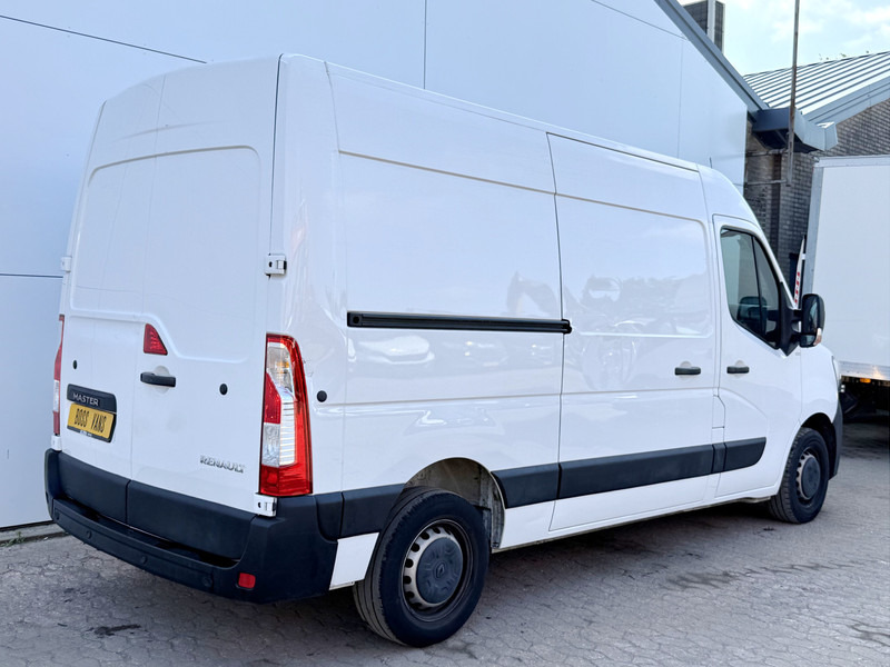 Renault Master T33 2.3 DCI 135PK L2H2 Airco Cruise Control Parkeersensoren - Kleintransporter: das Bild 3 Renault Master T33 2.3 DCI 135PK L2H2 Airco Cruise Control Parkeersensoren - Kleintransporter: das Bild 3