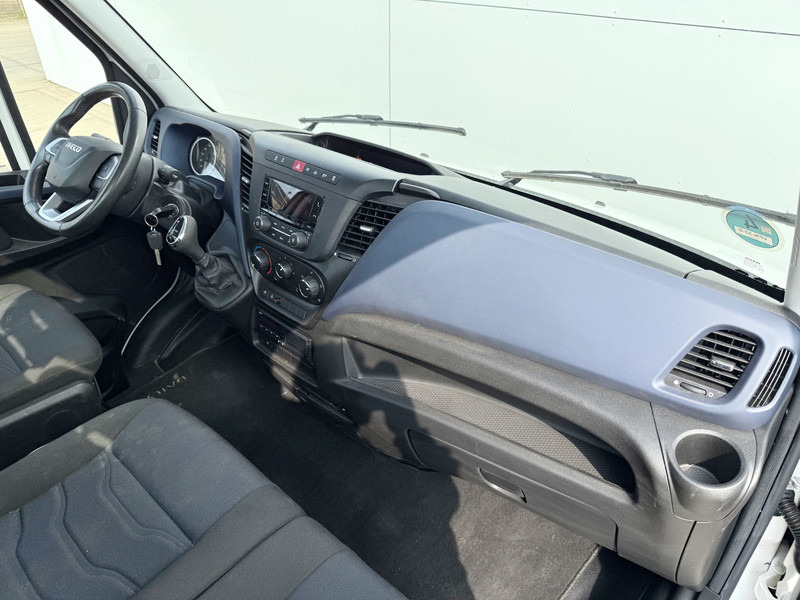 Sattelzugmaschine Iveco Daily 40C16 Automaat 8.796 kg GCW BE-Trekker BE-Combi Airco Cruise Control: das Bild 8