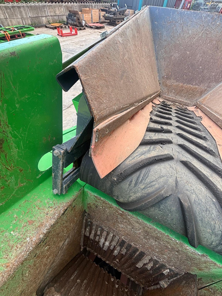 Brecher EvoQuip Bison 35: das Bild 13 Brecher EvoQuip Bison 35: das Bild 13