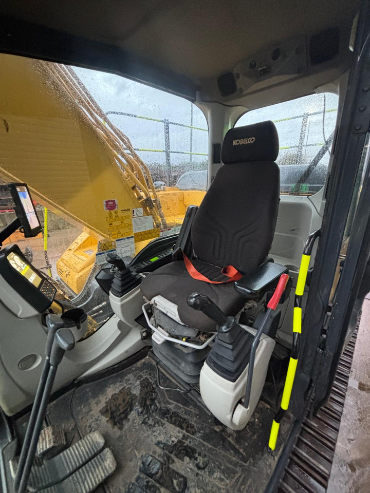 Kettenbagger Kobelco SK210LC-10E: das Bild 19 Kettenbagger Kobelco SK210LC-10E: das Bild 19