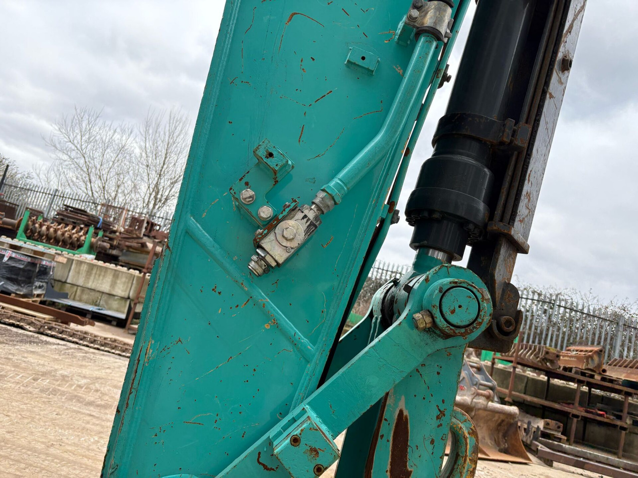 Kettenbagger Kobelco SK300LC-10E: das Bild 9