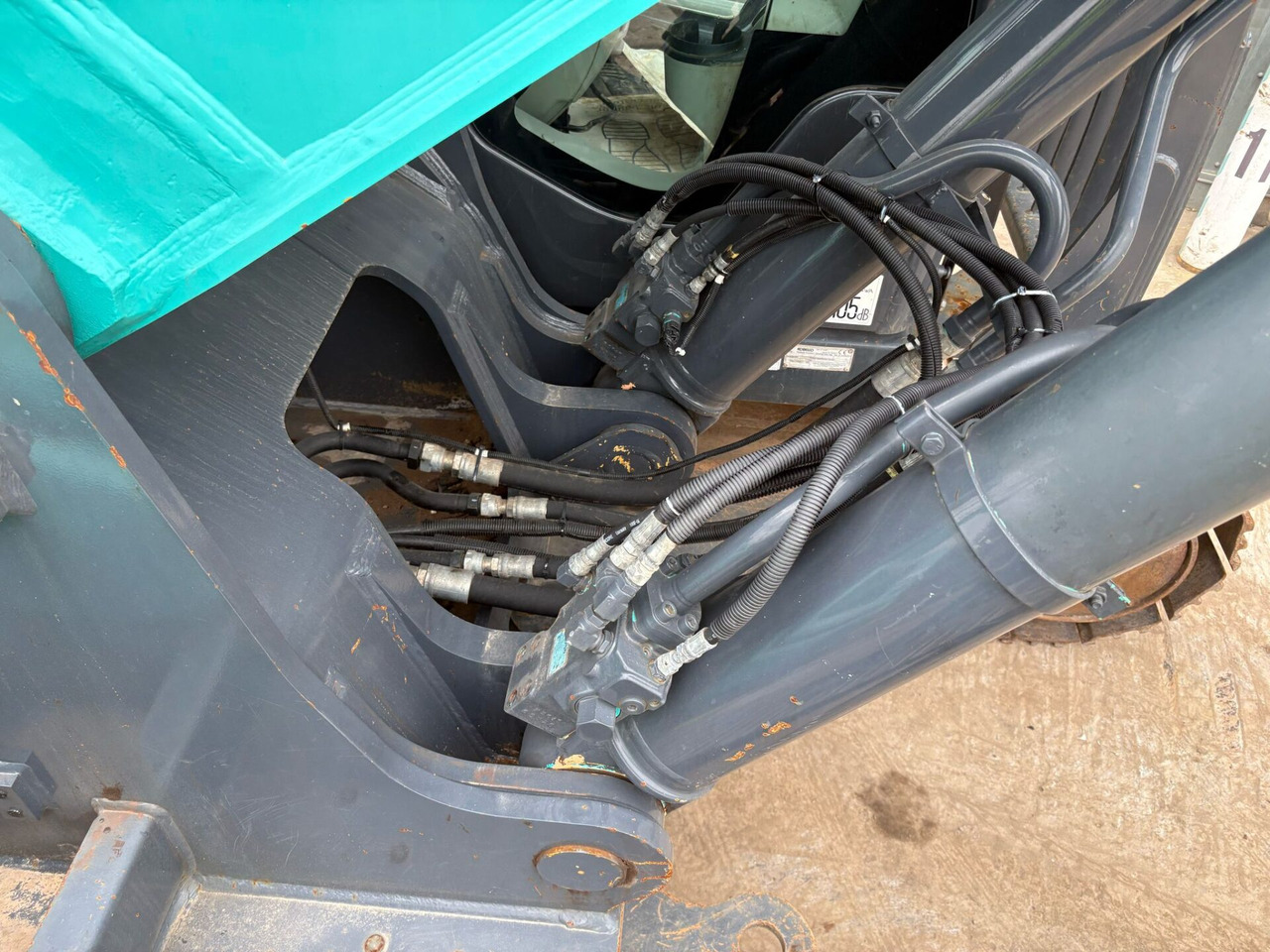 Kettenbagger Kobelco SK300LC-10E: das Bild 13