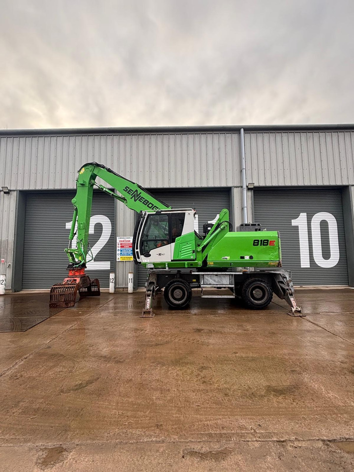 Sennebogen 818E - Umschlagbagger: das Bild 2 Sennebogen 818E - Umschlagbagger: das Bild 2