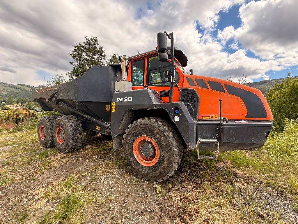 Doosan DA 30 - Knickgelenkter Dumper: das Bild 2 Doosan DA 30 - Knickgelenkter Dumper: das Bild 2