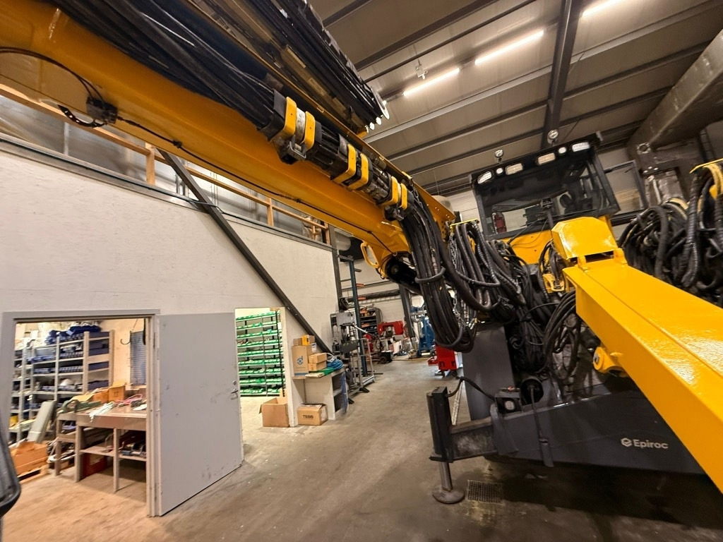 Bohrgerät Epiroc E2C: das Bild 17 Bohrgerät Epiroc E2C: das Bild 17