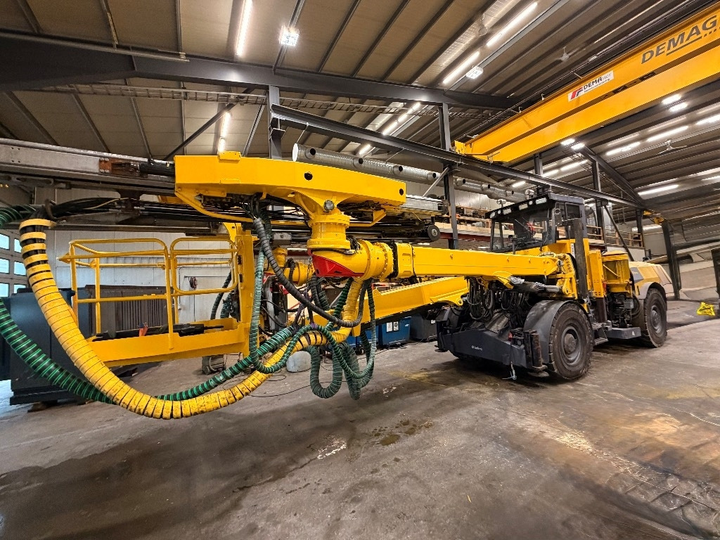 Bohrgerät Epiroc E2C: das Bild 16 Bohrgerät Epiroc E2C: das Bild 16