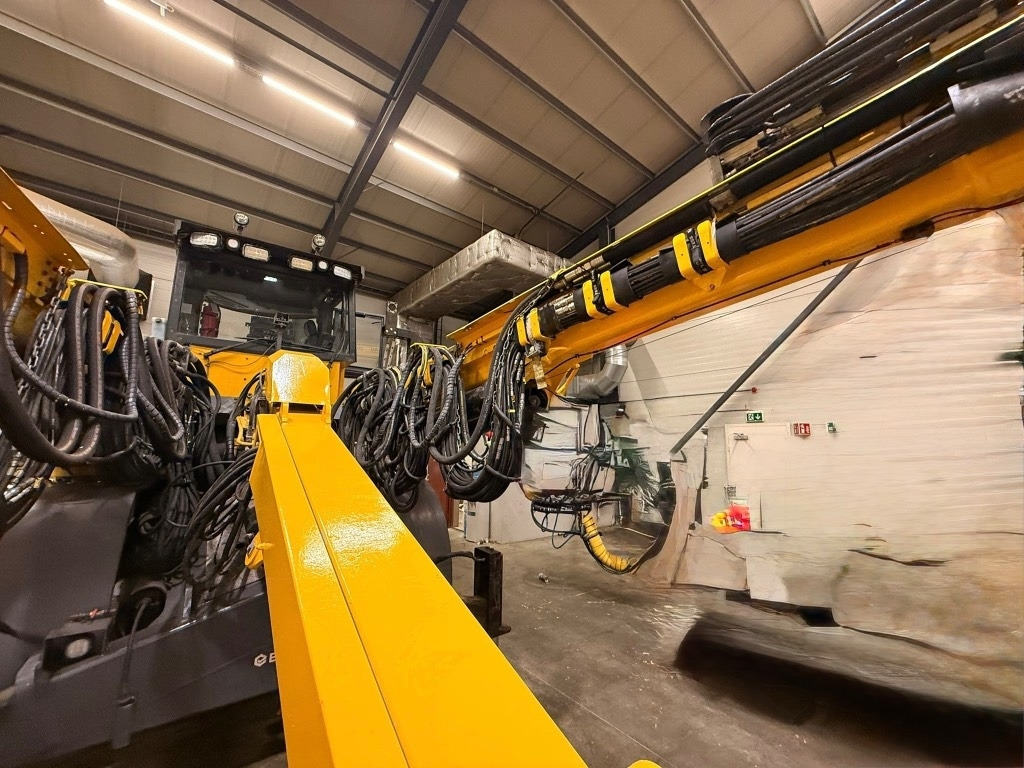 Bohrgerät Epiroc E2C: das Bild 20 Bohrgerät Epiroc E2C: das Bild 20