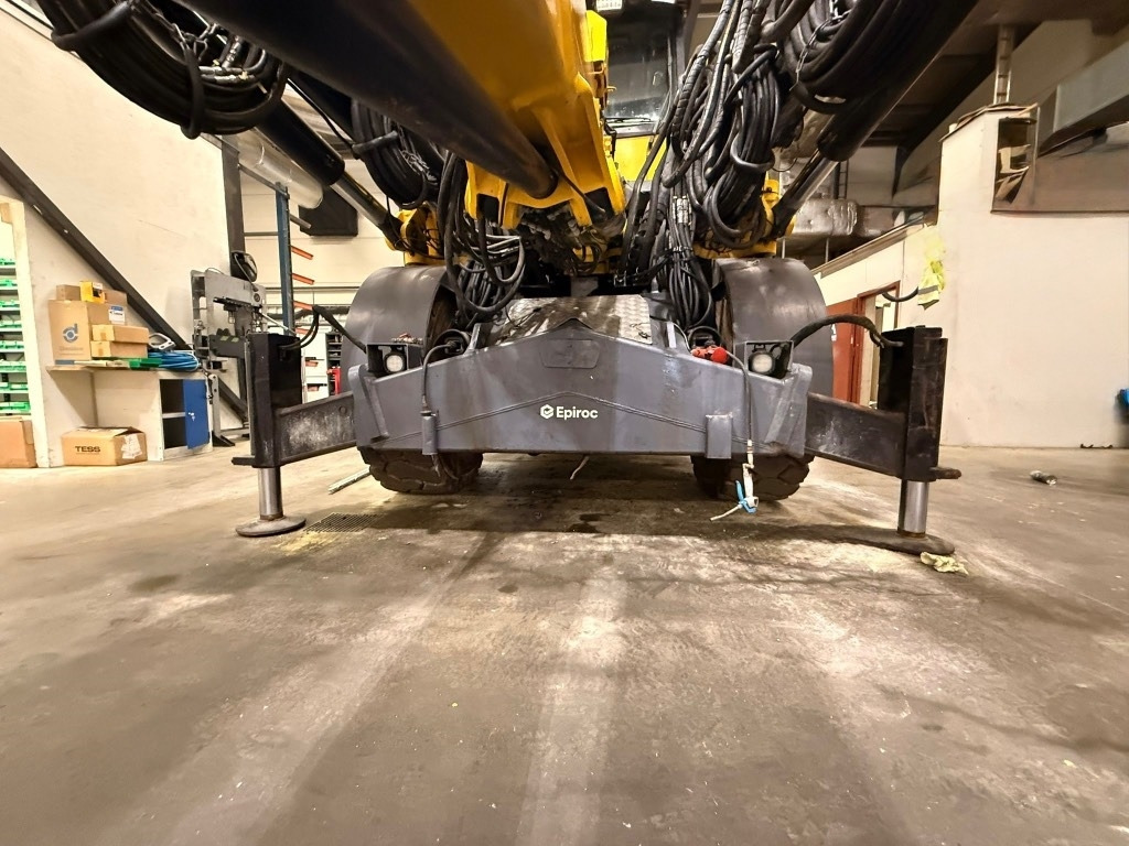 Bohrgerät Epiroc E2C: das Bild 27 Bohrgerät Epiroc E2C: das Bild 27