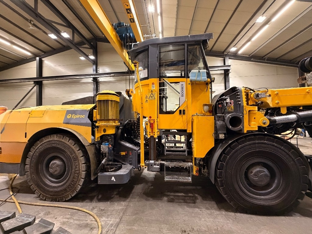 Bohrgerät Epiroc E2C: das Bild 7 Bohrgerät Epiroc E2C: das Bild 7