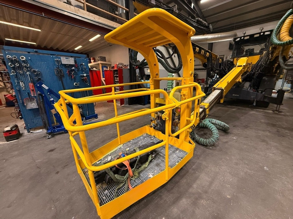 Bohrgerät Epiroc E2C: das Bild 44 Bohrgerät Epiroc E2C: das Bild 44