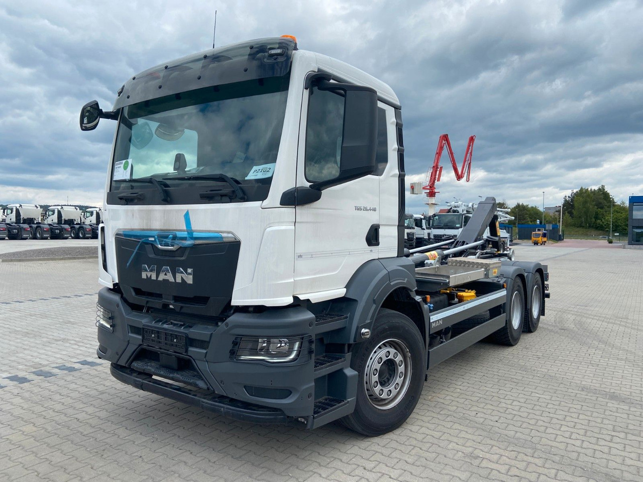 MAN TGS 26.440 6x4 Abrollkipper HYVA 20-60-S - Abrollkipper: das Bild 2 MAN TGS 26.440 6x4 Abrollkipper HYVA 20-60-S - Abrollkipper: das Bild 2