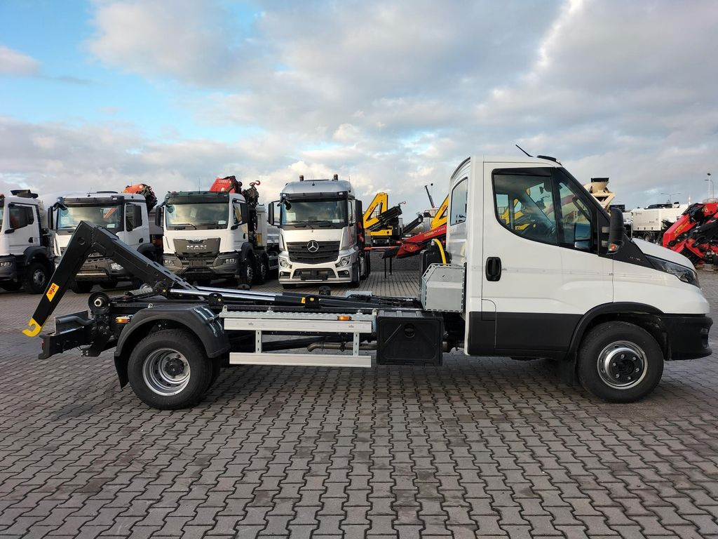 Transporter, Abrollkipper neu kaufen Iveco 70C18H Abrollkipper HYVA HKS-5: das Bild 6