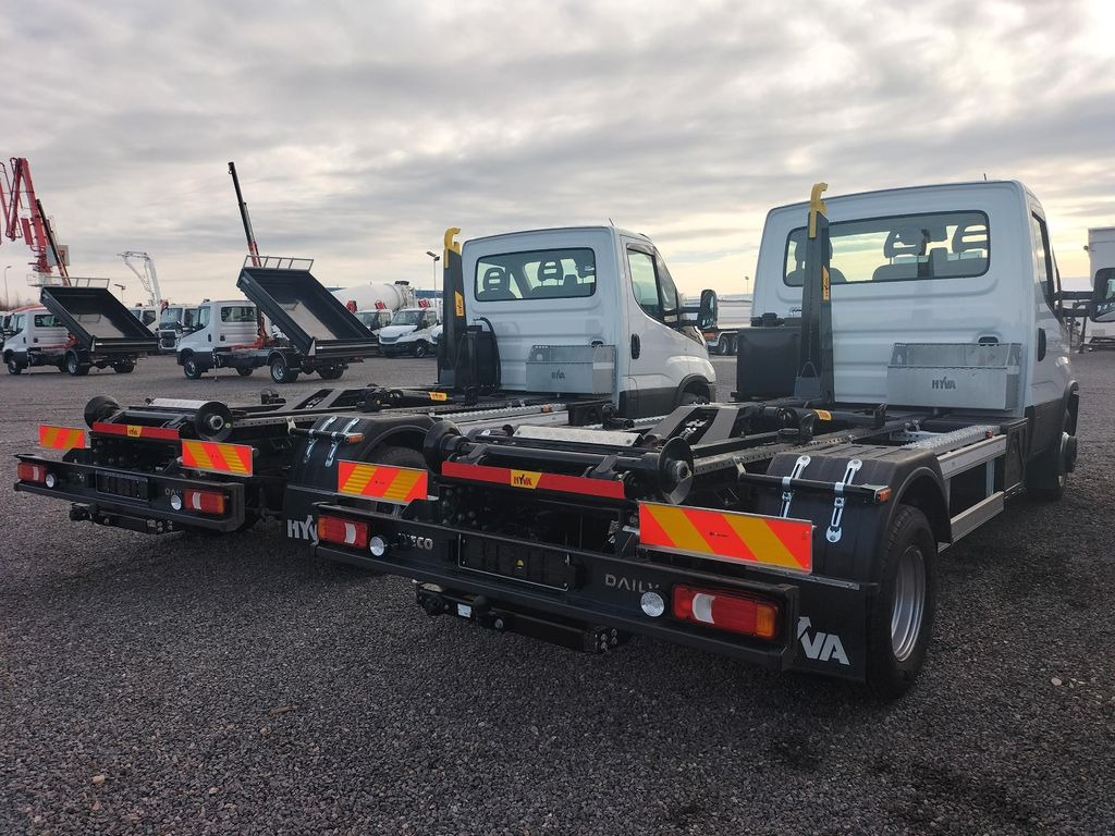Transporter, Abrollkipper neu kaufen Iveco 70C18H Abrollkipper HYVA HKS-5: das Bild 11