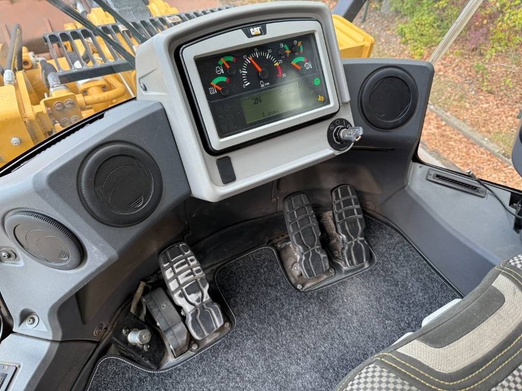 Radlader CAT 972M: das Bild 15