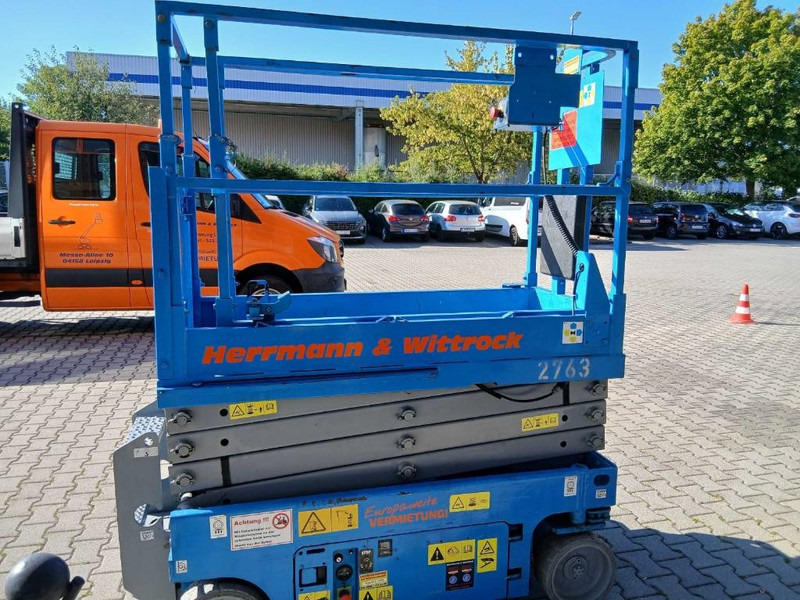 Genie GS 1932 - Scherenbühne: das Bild 4 Genie GS 1932 - Scherenbühne: das Bild 4