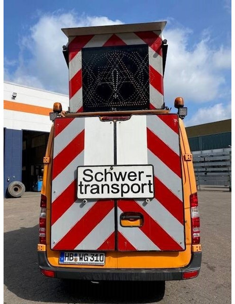 Mercedes-Benz Sprinter 313CDI - BF3-Fahrzeug - Koffer Transporter: das Bild 4 Mercedes-Benz Sprinter 313CDI - BF3-Fahrzeug - Koffer Transporter: das Bild 4