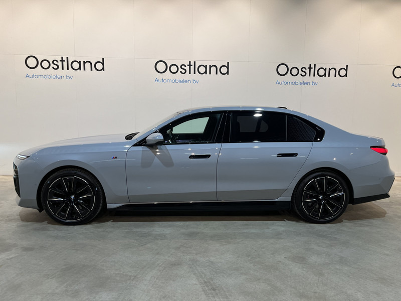 BMW i7 xDrive60 106 kWh / M Sportpakket / Panoramadak / Bowers & Wilkins / 11.600 KM !! - Limousine: das Bild 3 BMW i7 xDrive60 106 kWh / M Sportpakket / Panoramadak / Bowers & Wilkins / 11.600 KM !! - Limousine: das Bild 3