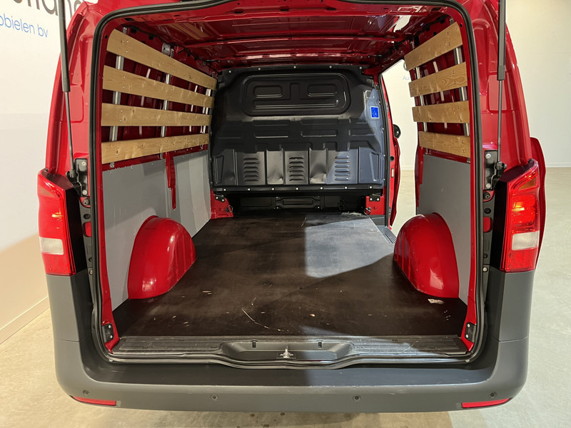 Mercedes-Benz Vito 110 CDI Lang / Euro 6 / Airco / CarPlay / Camera / Navigatie / Klep / 74.000 KM !! - Kleintransporter: das Bild 5 Mercedes-Benz Vito 110 CDI Lang / Euro 6 / Airco / CarPlay / Camera / Navigatie / Klep / 74.000 KM !! - Kleintransporter: das Bild 5