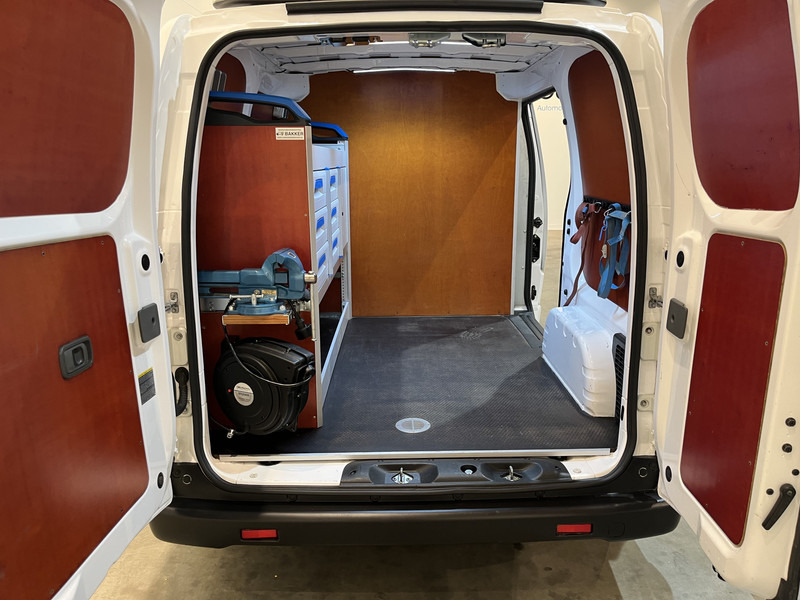 Nissan E-NV200 Business 40 kWh / 100 % Elektrisch / Servicebus / Sortimo Inrichting / Airco / Camera / Navigatie / Cruise Control / 50.000 KM !! - Kleintransporter, Elektro-Transporter: das Bild 3 Nissan E-NV200 Business 40 kWh / 100 % Elektrisch / Servicebus / Sortimo Inrichting / Airco / Camera / Navigatie / Cruise Control / 50.000 KM !! - Kleintransporter, Elektro-Transporter: das Bild 3
