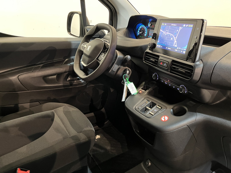 Peugeot e-Partner Premium Long 50 kWh / 100% elektrisch !! / Airco / Cruise Control / PDC / CarPlay / Navigatie / 4.350 KM !! - Kleintransporter, Elektro-Transporter: das Bild 3 Peugeot e-Partner Premium Long 50 kWh / 100% elektrisch !! / Airco / Cruise Control / PDC / CarPlay / Navigatie / 4.350 KM !! - Kleintransporter, Elektro-Transporter: das Bild 3
