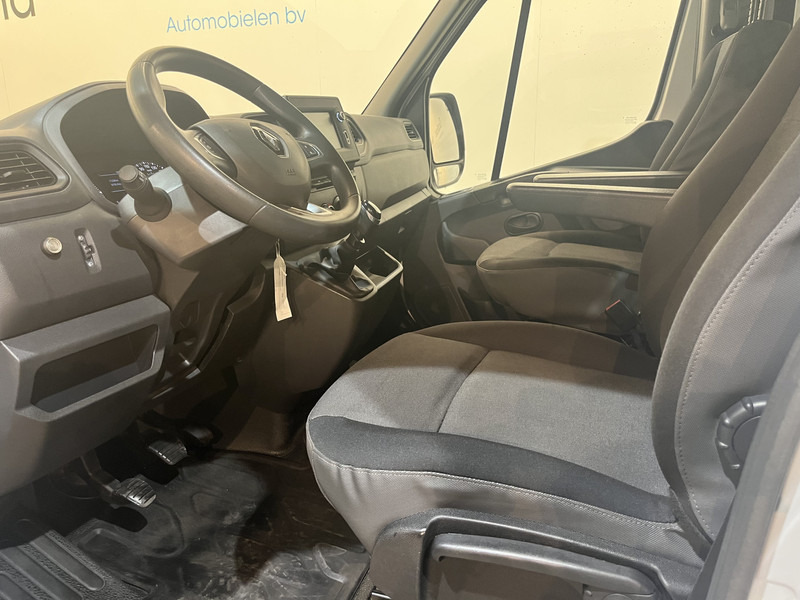 Renault Master T35 2.3 dCi 135 PK L2 Open Laadbak / Euro 6 / Airco / CarPlay / Imperiaal / Cruise Control / 11.200 KM !! - Pritsche Transporter: das Bild 5 Renault Master T35 2.3 dCi 135 PK L2 Open Laadbak / Euro 6 / Airco / CarPlay / Imperiaal / Cruise Control / 11.200 KM !! - Pritsche Transporter: das Bild 5