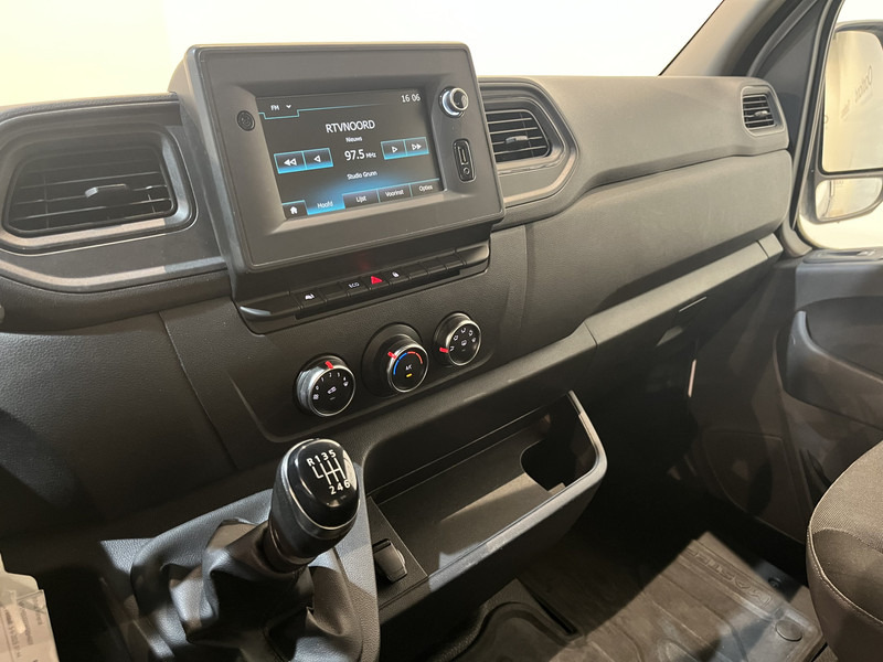 Pritsche Transporter Renault Master T35 2.3 dCi 135 PK L2 Open Laadbak / Euro 6 / Airco / CarPlay / Imperiaal / Cruise Control / 11.200 KM !!: das Bild 6