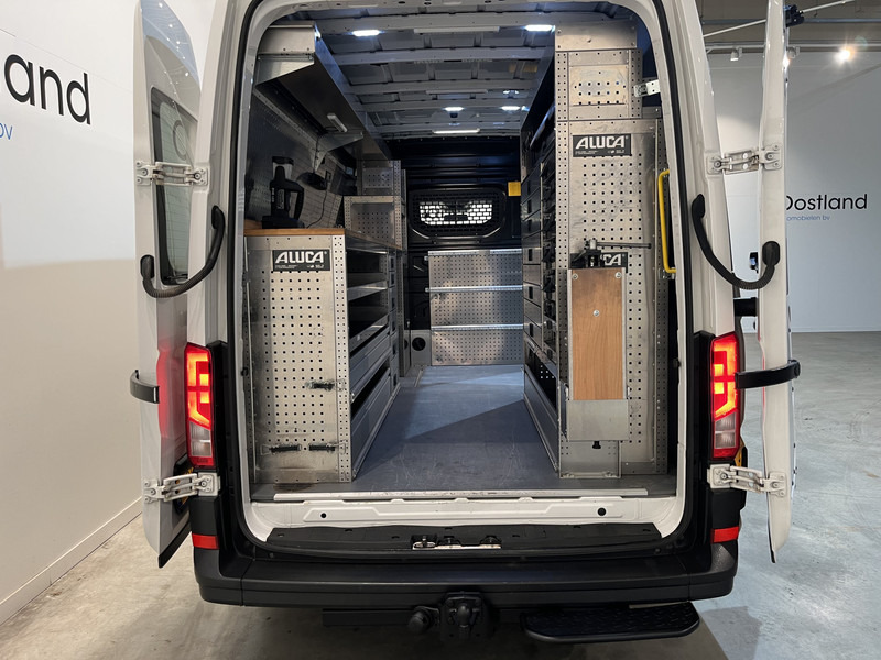 Kastenwagen Volkswagen Crafter 35 2.0 TDI L3H3 140 PK RWD Servicebus / Aluca Inrichting / Euro 6 / Trekhaak 3000 KG / Airco / Camera / Navigatie / CarPlay: das Bild 20