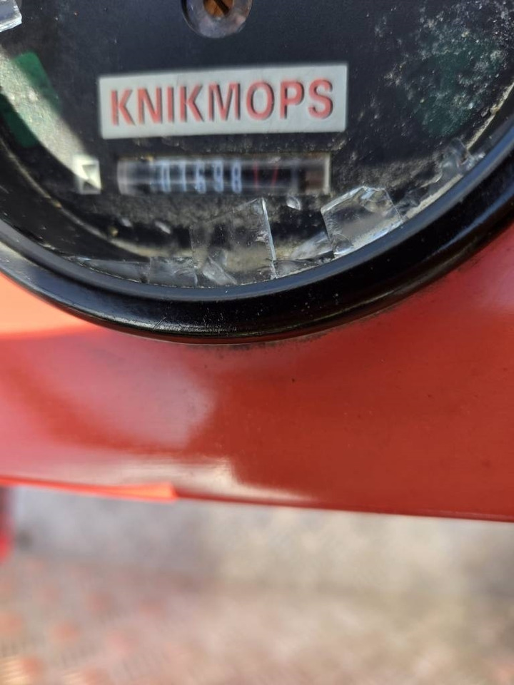 Hoflader Knikmops KM 90: das Bild 16