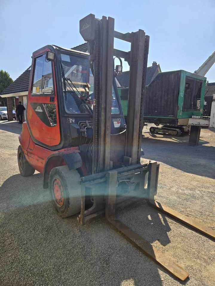 Linde H 40 D-04 - Dieselstapler: das Bild 5 Linde H 40 D-04 - Dieselstapler: das Bild 5