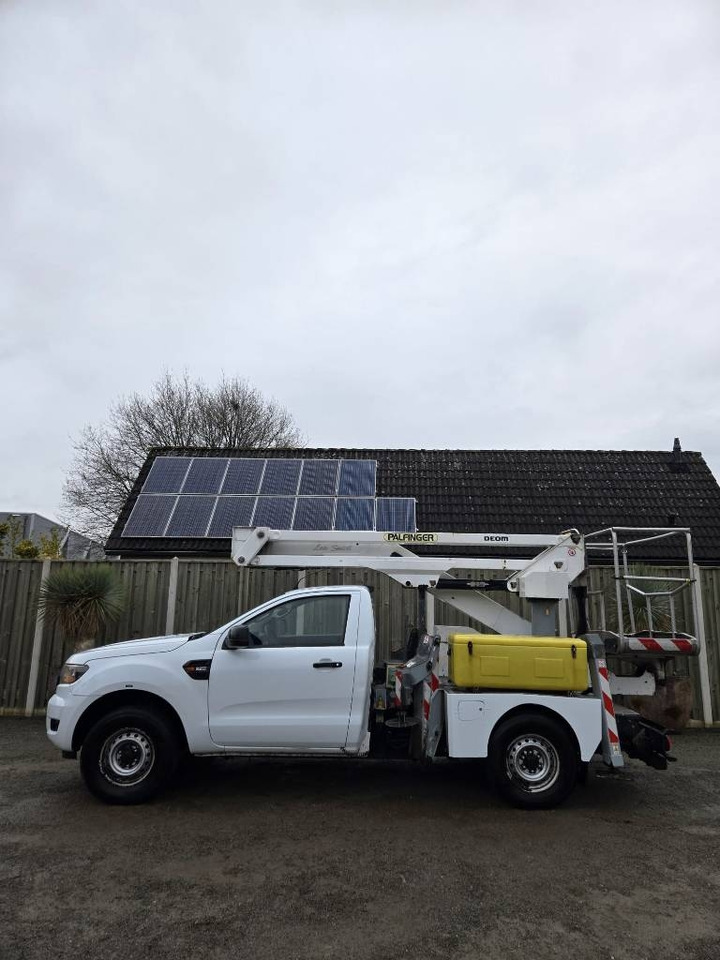 Palfinger P 130 A - LKW mit Arbeitsbühne: das Bild 1 Palfinger P 130 A - LKW mit Arbeitsbühne: das Bild 1