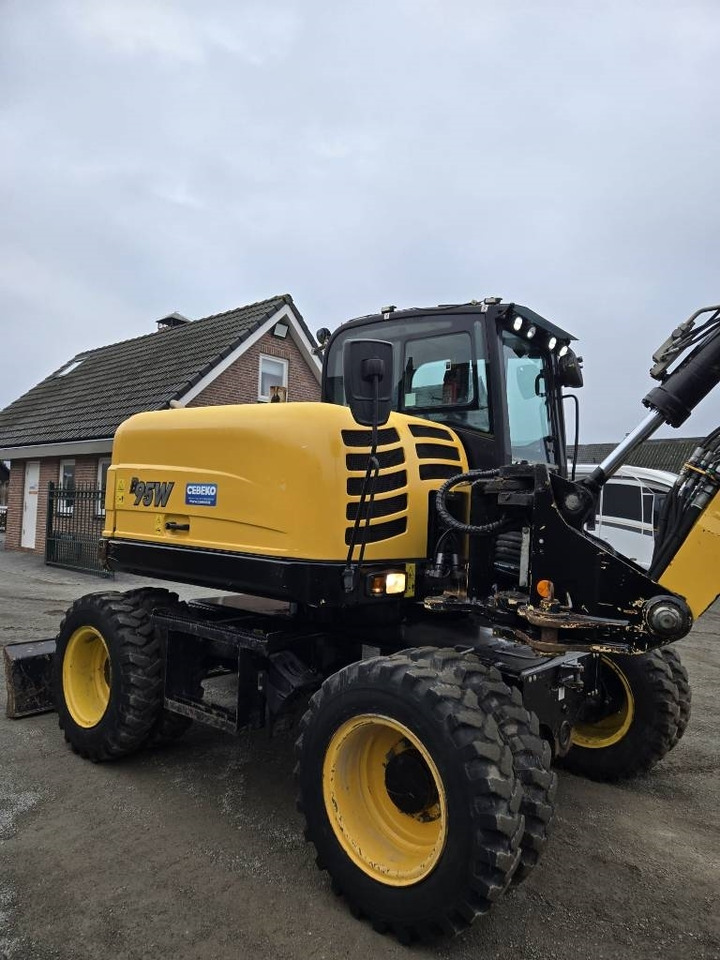 Yanmar B 95 W - Mobilbagger: das Bild 5 Yanmar B 95 W - Mobilbagger: das Bild 5